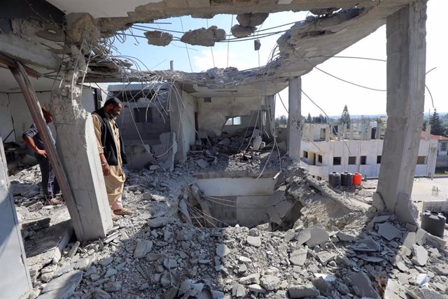 Edificios destruidos por los bombardeos del Ejército de Israel contra Deir e Balá, en la Franja de Gaza