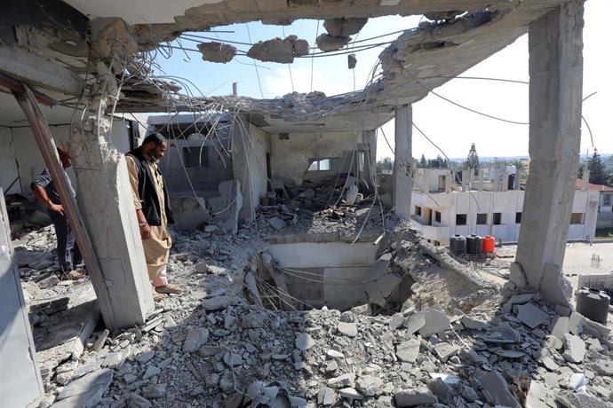 Edificios destruidos por los bombardeos del Ejército de Israel contra Deir e Balá, en la Franja de Gaza