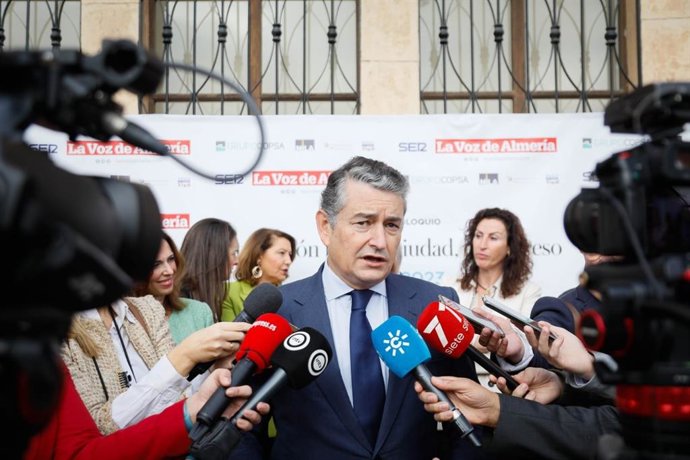 El consejero andaluz de la Presidencia, Interior, Diálogo Social y Simplificación Administrativa, Antonio Sanz, este lunes