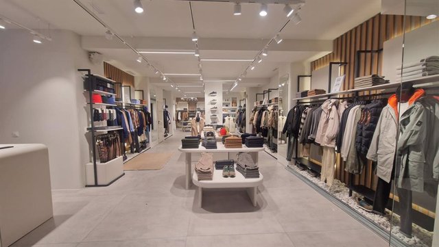 La firma española de moda masculina Boston abre una tienda en la calle Rodríguez Arias, en pleno eje comercial de Bilbao
