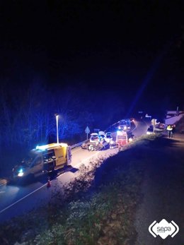 Accidente de tráfico en Tineo con dos personas heridas.
