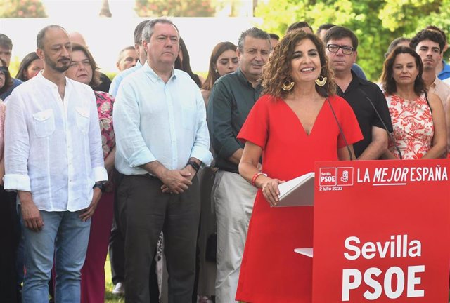 Archivo - La ministra María Jesús Montero, en un acto del PSOE de Sevilla.