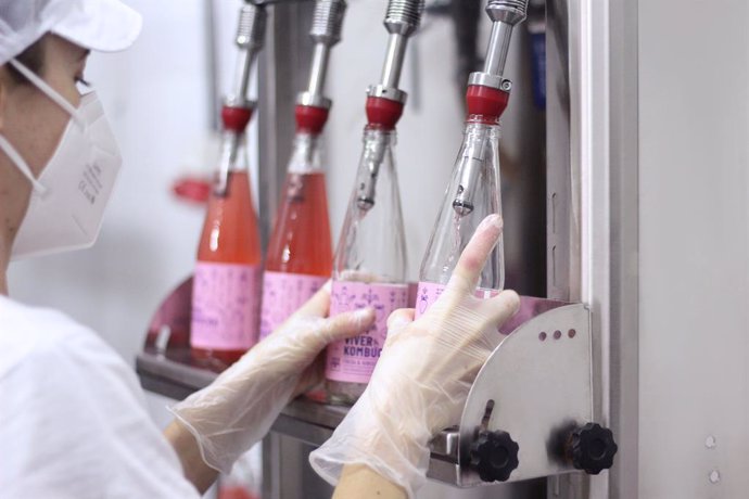 Empresas.- Un laboratorio independiente avala la "gran cantidad" de probióticos activos de la kombucha de Víver