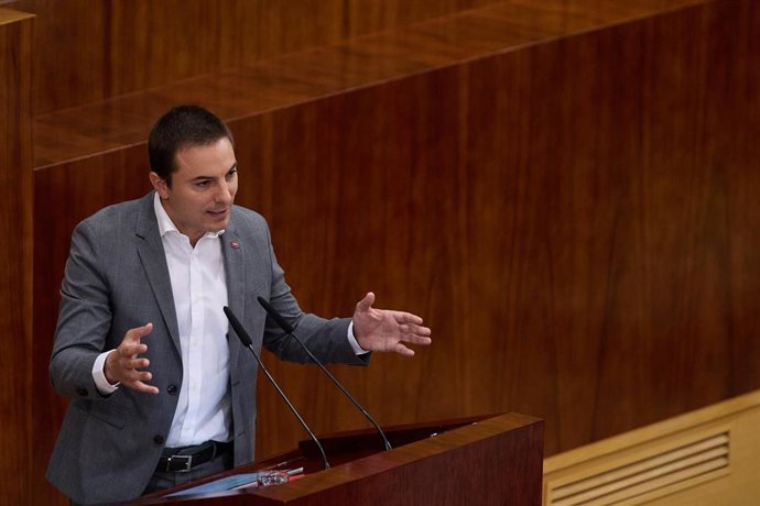 Archivo - El secretario general del PSOE-M, Juan Lobato.