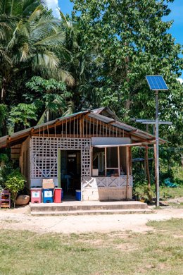 Archivo - Casa en Fililipinas con electricidad limpia