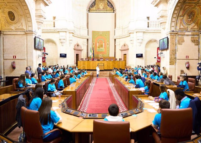 XV Pleno Infantil en el Parlamento andaluz.