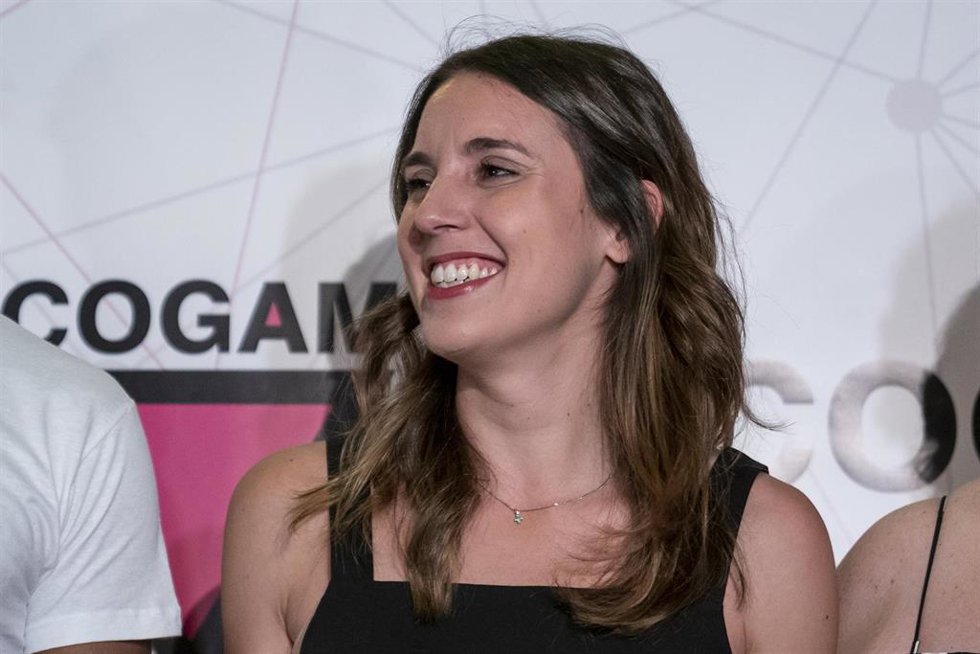 Archivo - Irene Montero, durante la gala de los Premios Triángulo 2023, en los Teatros Luchana, a 19 de junio de 2023, en Madrid (España). 