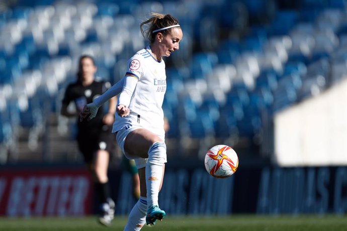 Archivo - Kosovare Asllani of Real Madrid in action during the Spanish WomenLeague, Primera Iberdrola, football match played between Real Madrid and Real Betis Balompie at Alfredo di Stefano stadium on February 06, 2022, in Valdebebas, Madrid, Spain.