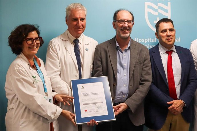 La unidad de Neurociencias del Hospital Regional Universitario de Málaga recibe la certificación de calidad