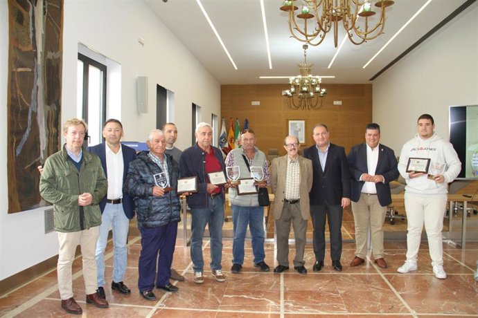 Diputación entrega los trofeos del Campeonato provincial de caza menor con perro en las modalidades de veterano.