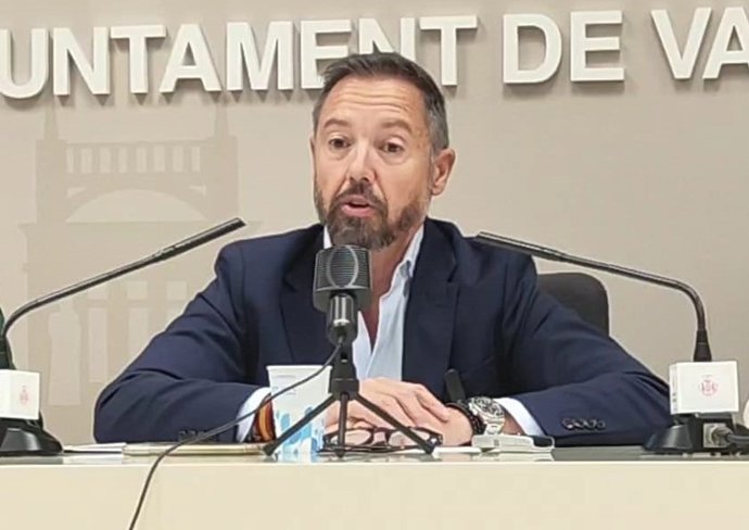 Archivo - Arxiu - El portaveu de Vox en l'Ajuntament de Valncia, Juan Manuel Badenas, en imatge d'arxiu