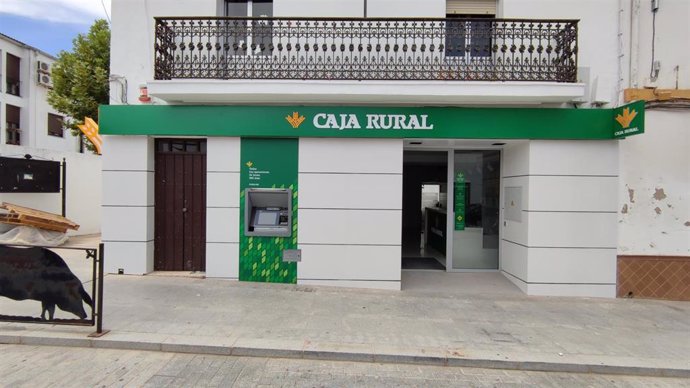 Archivo - Nueva sede de Caja Rural del Sur en la localidad onubense de Jabugo.