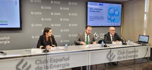 EL analista de tecnologías energéticas de la Agencia Internacional de la Energía (AIE), José Miguel Bermúdez, en el Club Español de la Energía