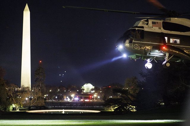 El helicóptero presidencial 'Marine Uno' en Norfolk, Virginia