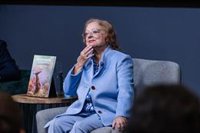 García Rodero relata el "regalo de vida" de la fotografía: "La gente ya no sabe ir por la vida sin móvil y molesta"