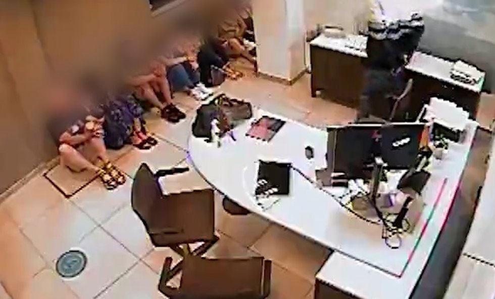Detenidos los violentos ladrones de dos bancos de Leganés y Torrejón de la Calzada el año pasado