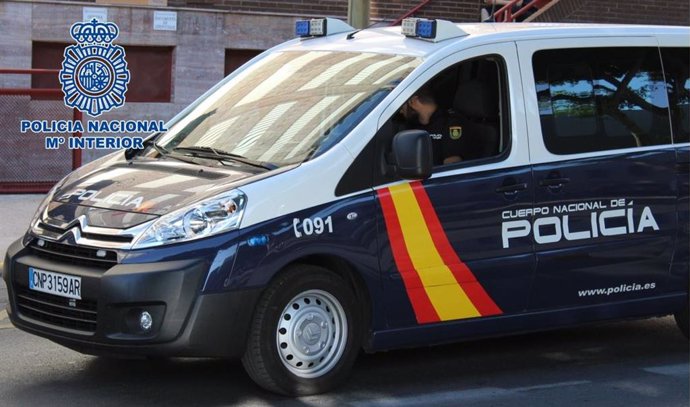 Vehículo de la Policía Nacional.