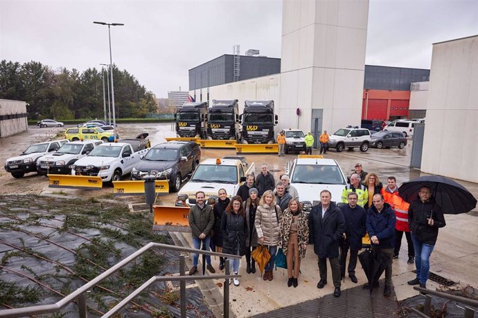 Visita a las instalaciones del depósito de sal municipal, en el parque de Trinitarios.