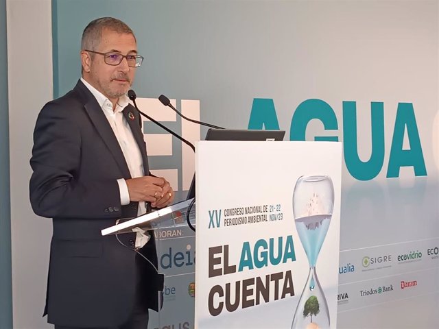 El secretario de Estado de Medio Ambiente, Hugo Morán, en la inaguruación del XV Congreso de Periodismo Ambiental.