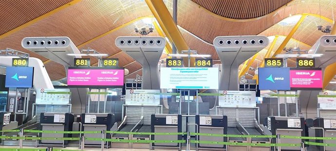 El Aeropuerto De Barajas Invierte Casi 3 Millones En La Instalación De Tecnología Led Digital