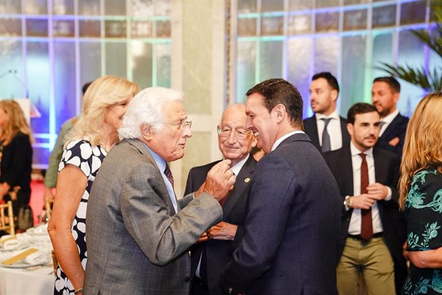 Archivo - Diputación concederá el Escudo de Oro de la Provincia a José María Martínez de Haro