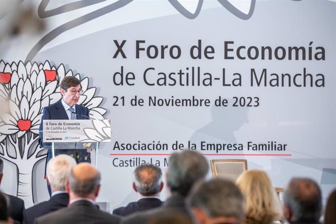 El presidente de CaixaBank, José Ignacio Goirigolzarri, en el Foro de Economía.