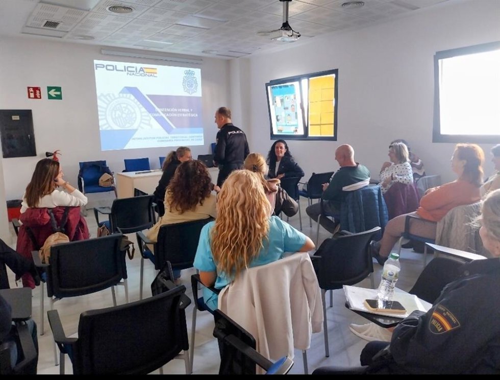 La Junta muestra su condena a "cualquier episodio de violencia" contra sanitarios de la provincia de Cádiz