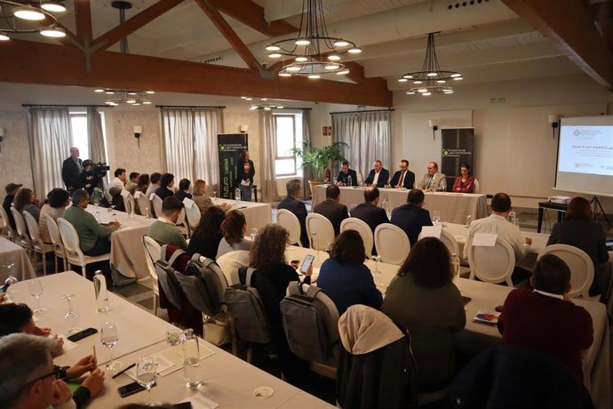 Encuentro de profesionales técnicos de cooperativas agroalimentarias extremeñas que se celebra en Cáceres