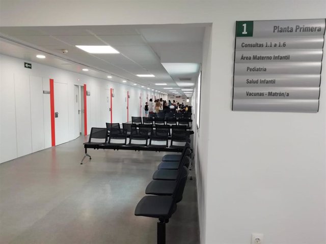 Archivo - Consultas en un Centro de Salud de Córdoba.