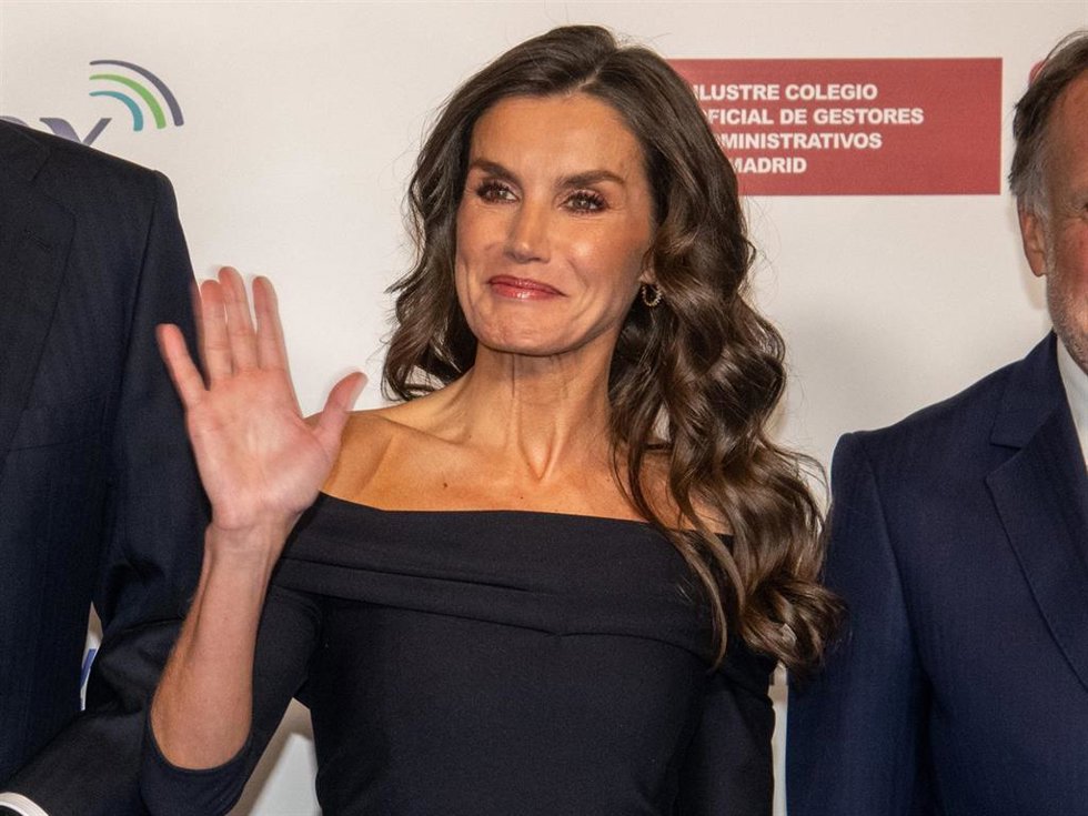 LOS REYES FELIPE Y LETIZIA PRESIDEN EL 25 ANIVERSARIO DE 'LA RAZÓN'