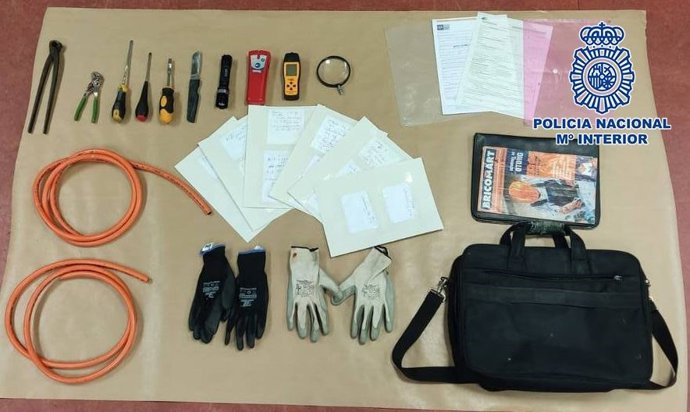 Detenido un hombre que se hacía pasar por revisor de gas para estafar y robar a vecinos de Latina