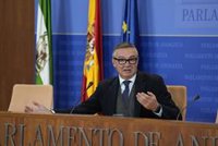 Vox aprecia que "en Andalucía hay un caso SAS" tras las listas de espera y señala a Moreno como "líder del gobierno"