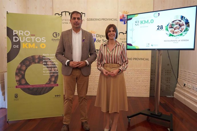 Diputación lanza el cuarto Menú Kilómetro Cero para acercar los productos de proximidad a la hostelería segoviana .