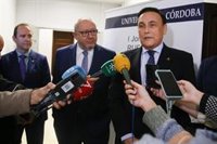 La Junta ve "prematuro" que Loyola haya iniciado las clases de Medicina en Sevilla y estará "vigilante"