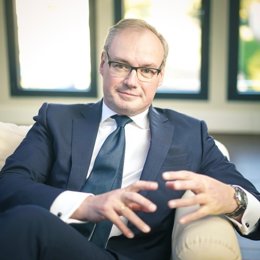 Daniel Escondrillas deja la primera línea de Natixis Partners España como consejero delegado, pero se mantendrá vinculado como sénior advisor.