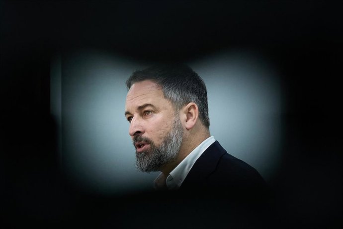 El presidente de Vox, Santiago Abascal, ofrece una rueda de prensa tras la reunión del Comité de Acción Política de Vox, en la sede Nacional de Vox, a 13 de noviembre de 2023, en Madrid (España). Durante la rueda de prensa, Abascal ha afirmado que VOX c