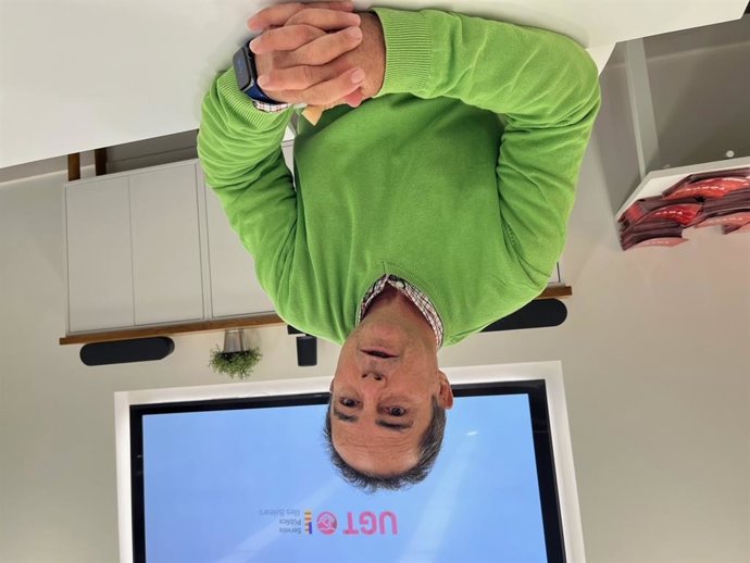 Archivo - El secretario general de UGT Servicios Públicos, Miguel Ángel Romero.