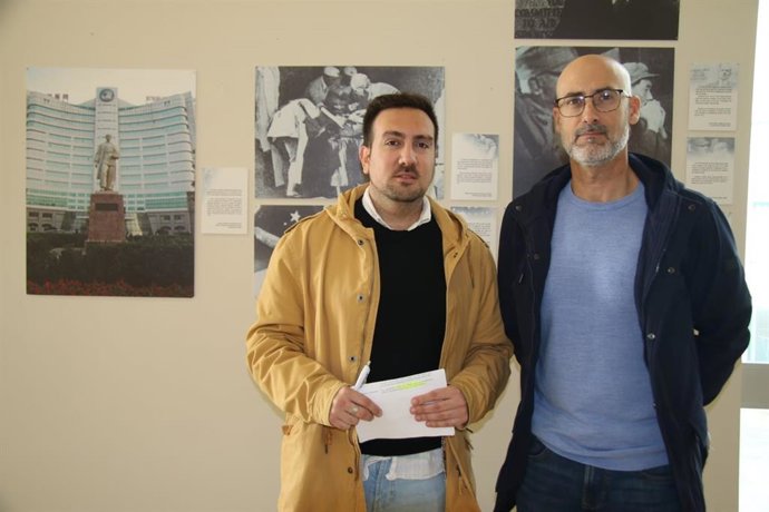 Alcalá de Guadaíra (Sevilla) acoge la exposición fotográfica de Norman Bethue sobre 'La Desbandá' de 1937.