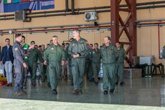 Foto: Rey Felipe.- El Rey Felipe VI conoce el nuevo programa del TLP en la Base Aérea de Albacete
