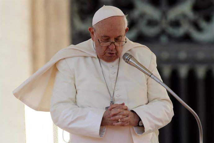 08 November 2023, Vatican, Vatican City: Pope Francis speaks during his Wednesday General Audience in St. Peter's Square at the Vatican. Photo: Evandro Inetti/ZUMA Press Wire/dpa