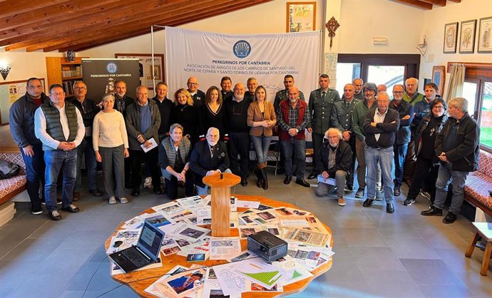 Reunión con la Coordinadora de Caminos de Santiago por Cantabria.