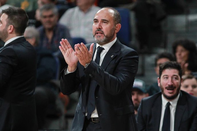 Chus Mateo: "Una derrota no tiene por qué afectarnos, no nos estamos jugando una final, pero queremos llegar lo más fuerte posible cuando nos juguemos algo"