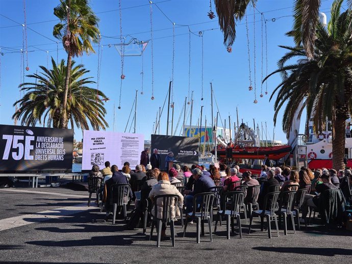 El Moll de la Fusta de Barcelona acogerá hasta el 3 de diciembre la exposición flotante del Govern 'El Mar, la frontera més ampla'