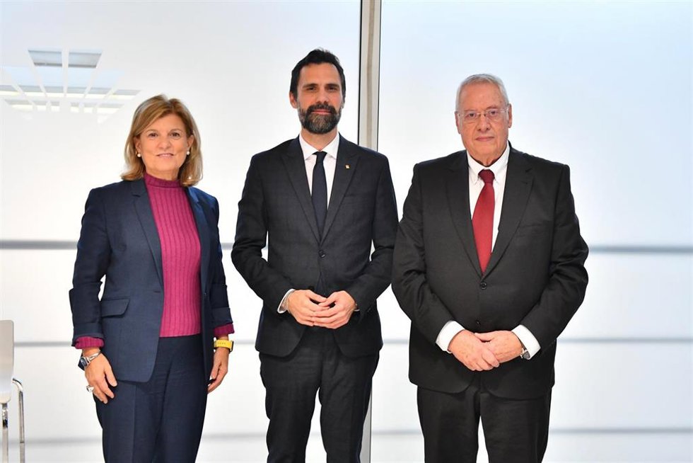 (I-D) La Presidenta De Faconauto, Marta Blázquez; El Conseller Roger Torrnet, Y El Presidente De Fecavem, Jaume Roura