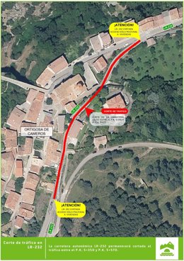 Corte total al tráfico de la travesía dee Ortigosa de Cameros debido al derribo de un muro de contención