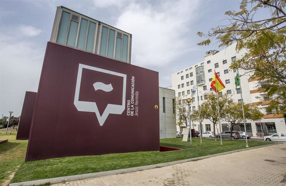 Archivo - Edificio Centro de la Comunicación 'Jesús Hermida' de Huelva