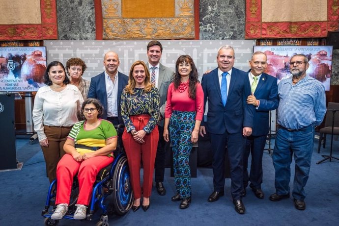 El Cabildo reconoce la labor de los Centros Alfareros por mantener vivo el acervo cultural de Tenerife