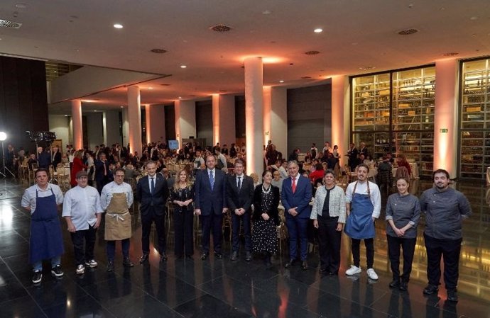 El presidente del Gobierno de La Rioja, Gonzalo Capellán, ha asistido esta tarde a la apertura de la '7 Conferencia Mundial de Enoturismo de la Organización Mundial del Turismo'.