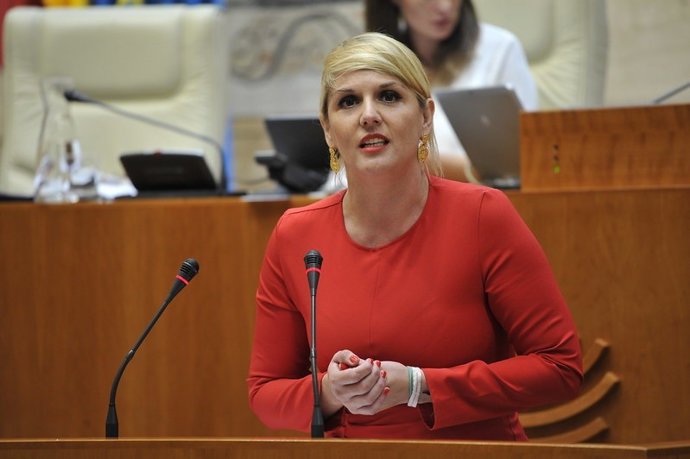 Imagen de archivo de la consejera de Hacienda y Administración Pública de la Junta de Extremadura, Elena Manzano