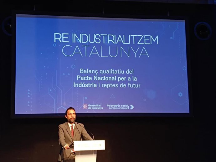 El conseller de Empresa y Trabajo de la Generalitata, Roger Torrent, este jueves en la apertura de las jornadas